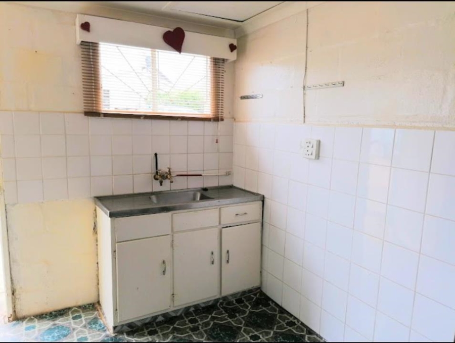 1 Bedroom Property for Sale in Caledon Western Cape